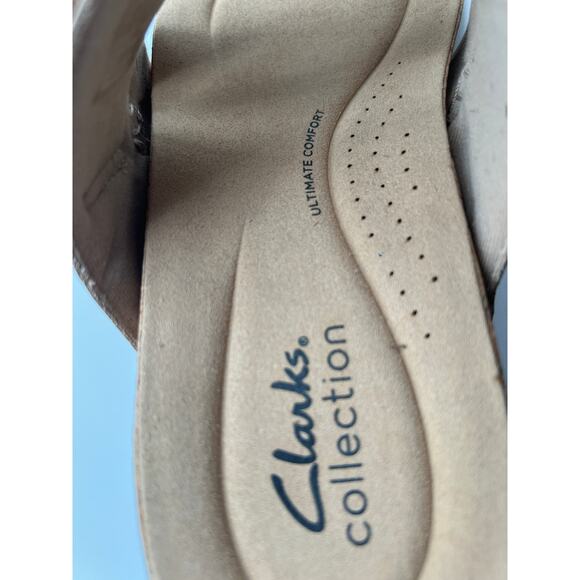 CLARKS REILEIGH PARK DOUBLE STRAP LEATHER COMFORT THONG SANDAL BEIGE NUBUCK 9M - Picture 7 of 11